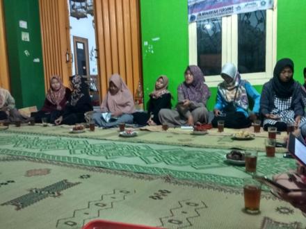 Rapat fatayat Ansor di Nglorong